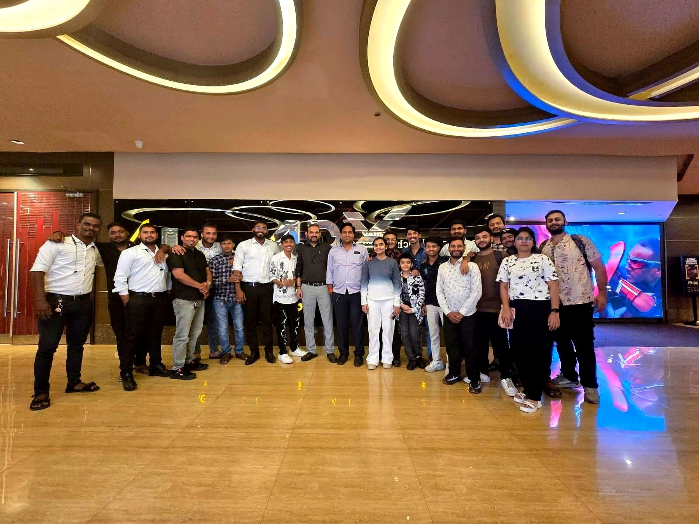 Dilip Gupta JMD Group Of Companies JMD GROUP Founder Mumbai Leader Businessman CEO Finance Dilip Gupta